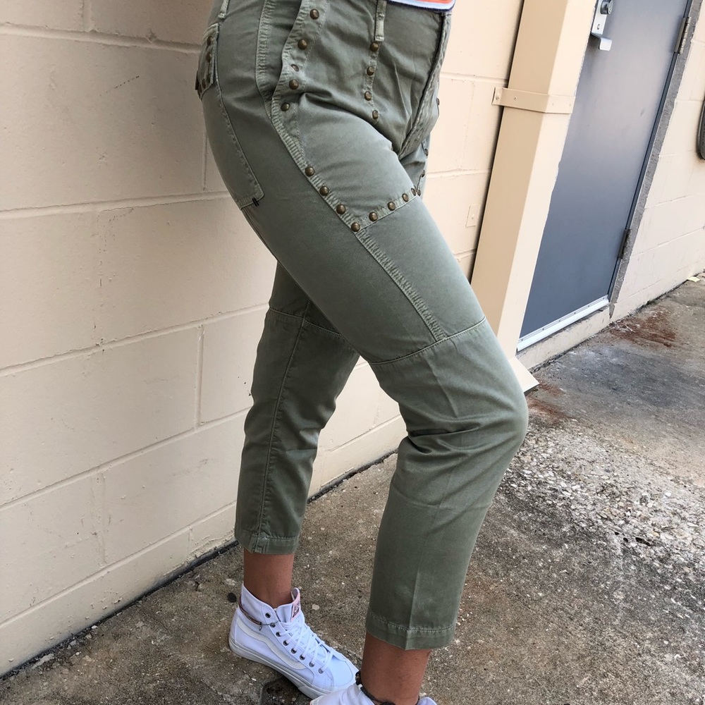 NWT Calvin Rucker Cropped Olive Pants - Picture 1 of 6